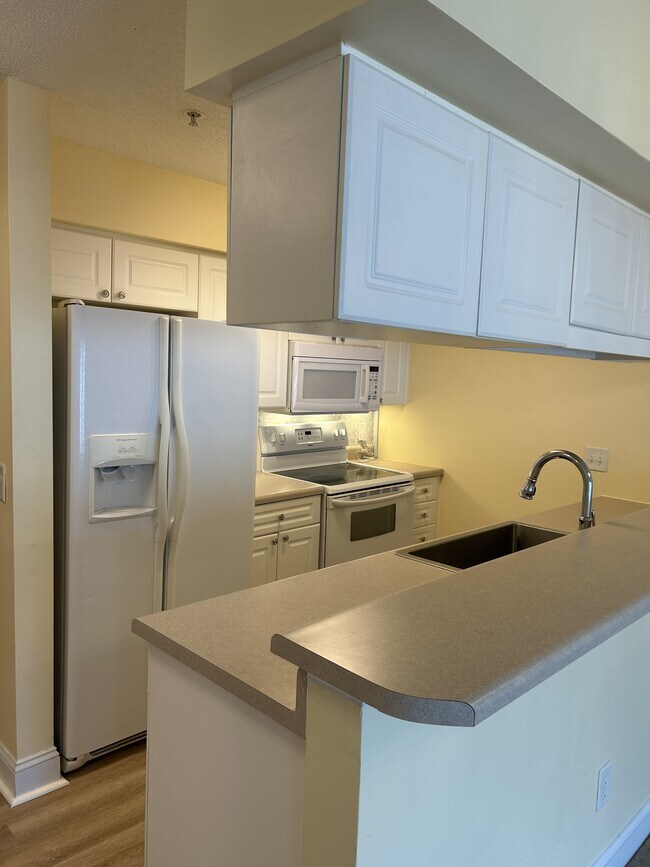 Photo - 627 Woodmoor Dr