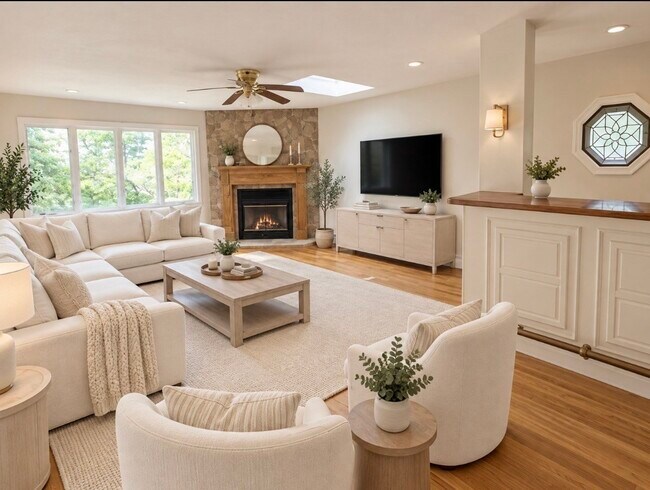 42 Grampian Way Unit 3