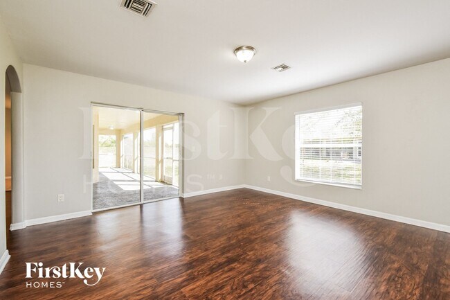 Photo - 2547 SW 3rd Pl