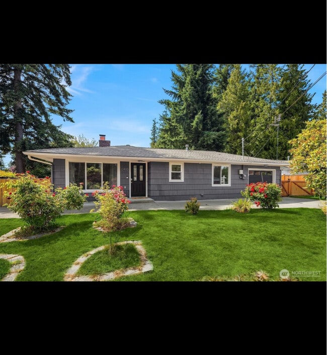 Building Photo - 6410 Cypress St