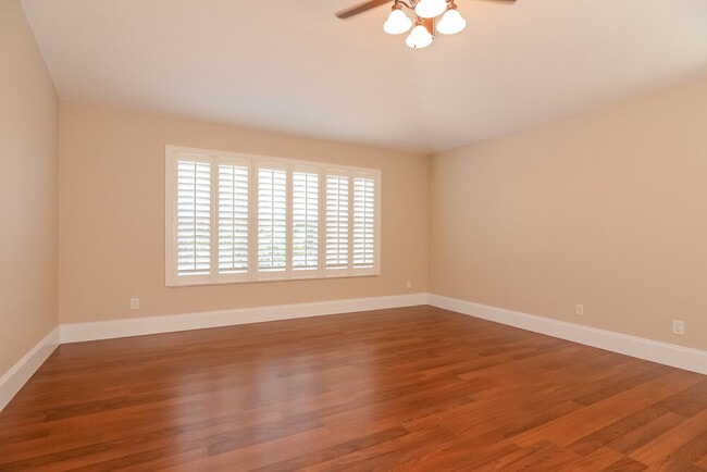 Photo - 18863 Maisons Dr