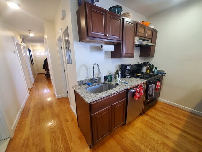Photo - 21 Weitz St Unit U2