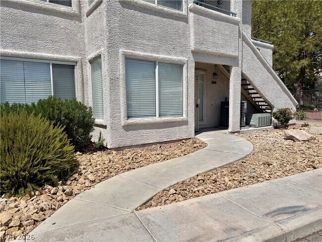 Building Photo - 3060 Casey Dr Unit #104