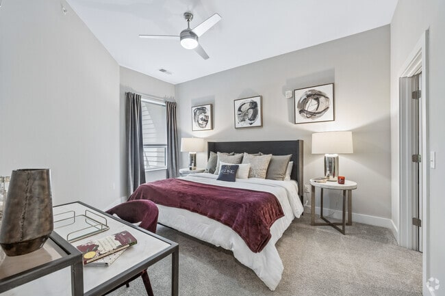 1BR, 1BA - 785SF - Primary Bedroom - Aspire Kenwood