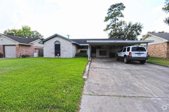 Building Photo - 703 Overbluff St Rental