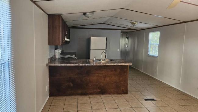 Photo - 1081 Hibiscus Rd