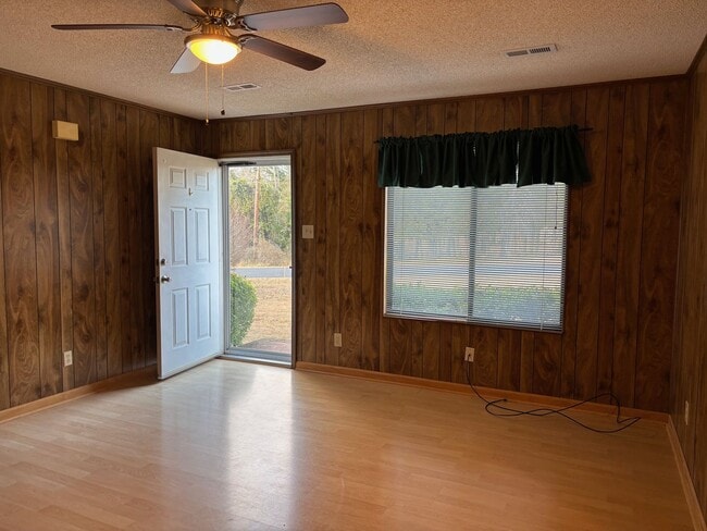 Photo - 1448 Unit 3993 VALLEY DR