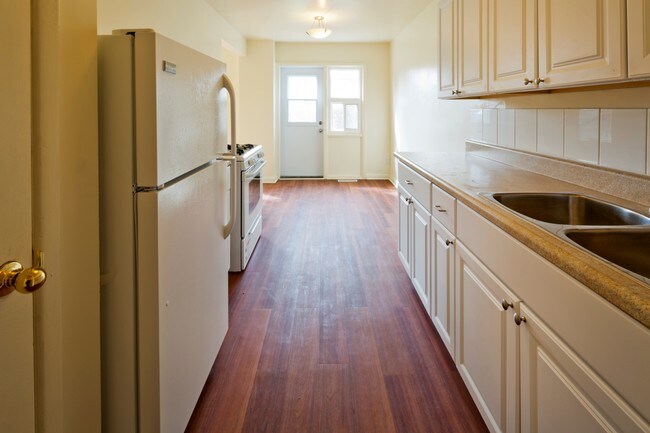 Interior Photo I - 2029-2055 Victoria Park Ave