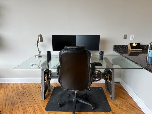 Photo - 315 Arch St Unit 604