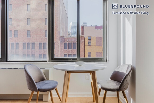 Photo - 535 W 23rd St Unit FL4-ID1584