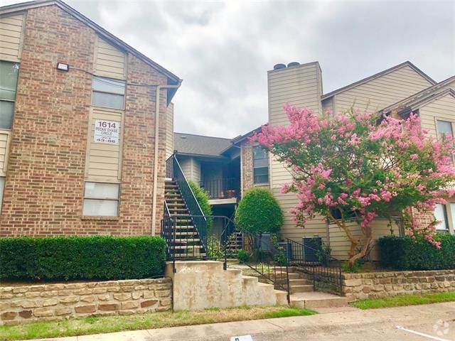 Building Photo - 1614 Pecan Chase Cir Unit 62 Rental