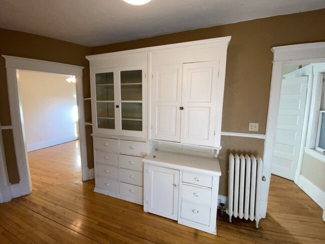 Photo - 1 Bed 1 Bath Historic Preserved Douglas Ap... Unidad 3