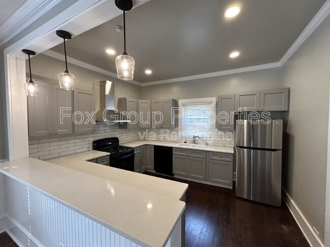 348 W McLelland Ave