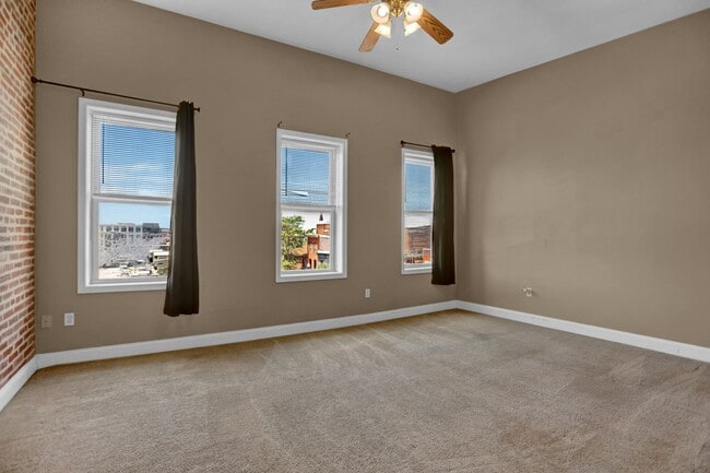 Building Photo - 1103 Light St Unit 1103 Light Street -  B