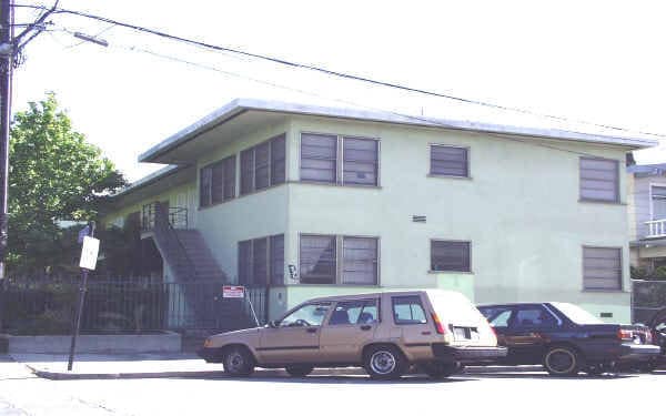 Photo - 436 W 4th St