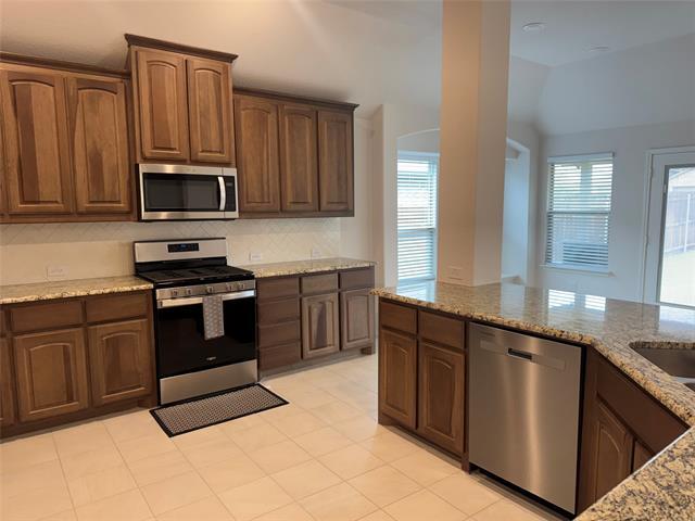 Photo - 912 Madeline Ln