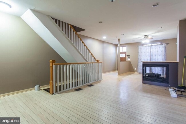 Photo - 4436 Sansom St