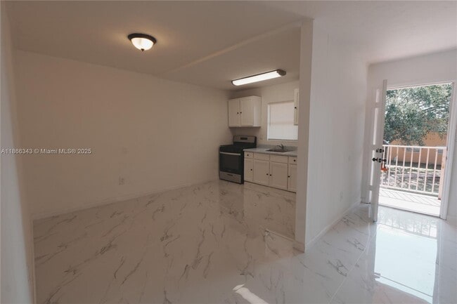 Photo - 1245 W 24th St Unit 210