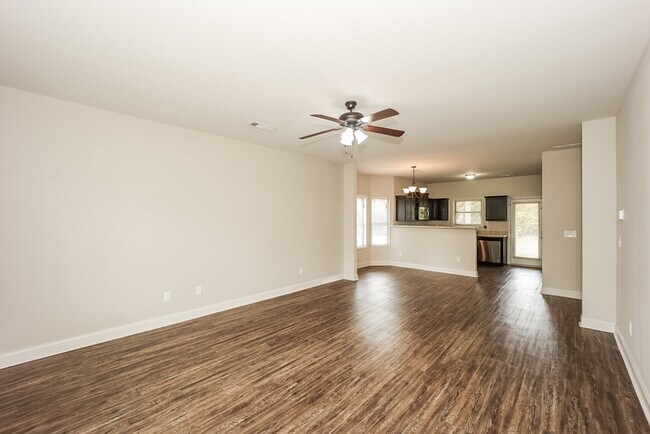 Photo - 1029 Allegiance Dr