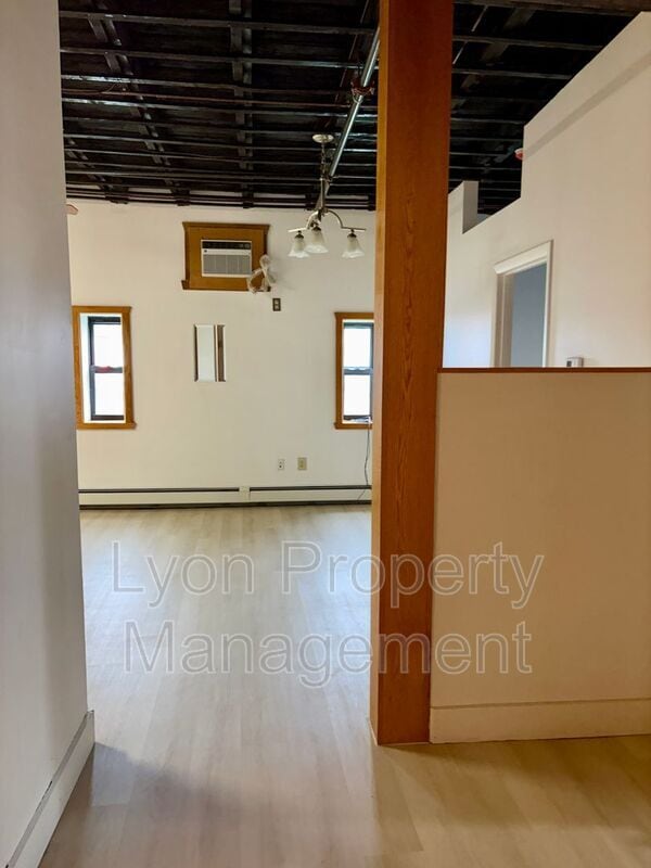 Photo - 50 Hedley Ave Unit 6