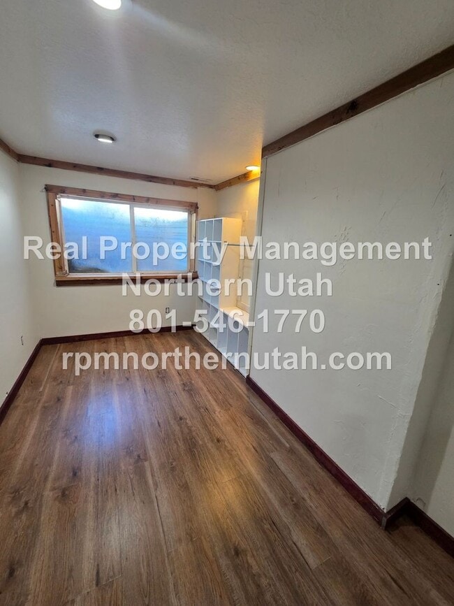 Photo - 4 Bed 2 Bath Basement Unit in Syracuse!