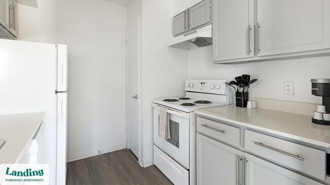 Photo - 1071 Clayton Ln Unidad M1403