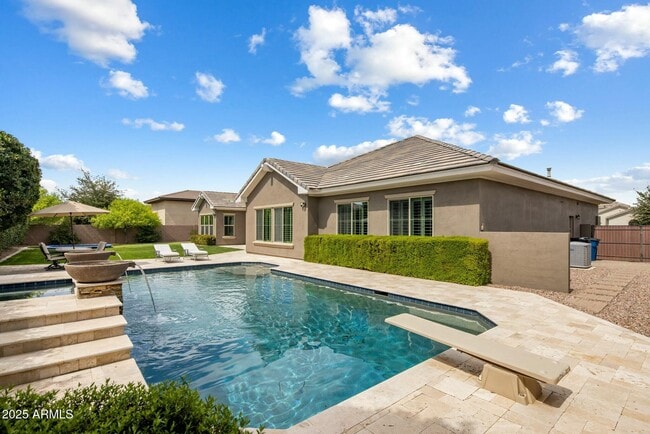 Photo - 2051 E Aris Dr House