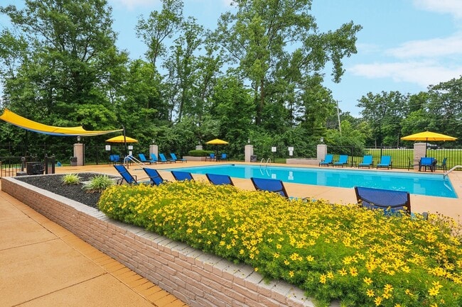 Photo - Hunters Chase