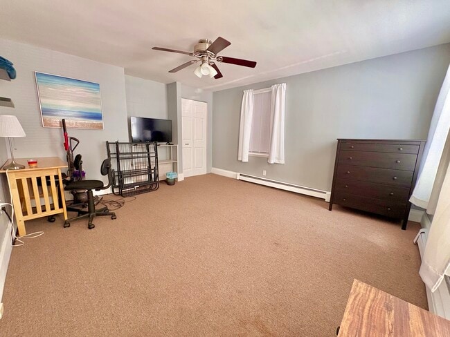 Photo - 285 Roxbury St