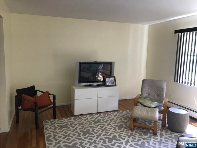 Photo - 4 Rolling Ridge Rd Unit C