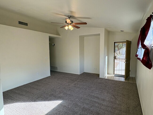 Photo - 3 bed 2 Bath NW Tucson Home