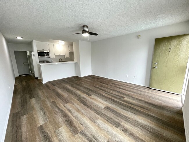 Photo - 6736 Cleon Ave