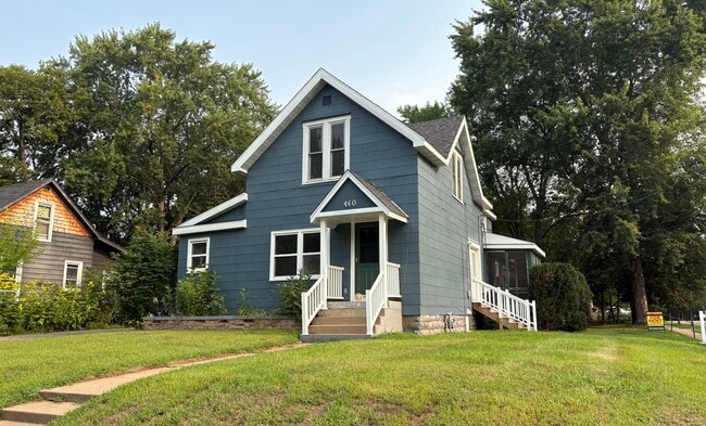 Building Photo - 1520 S Farwell St