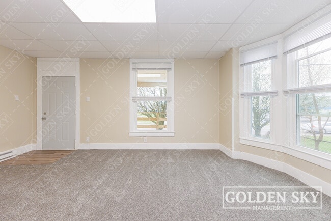 Photo - 219 E Willard St Unit 1