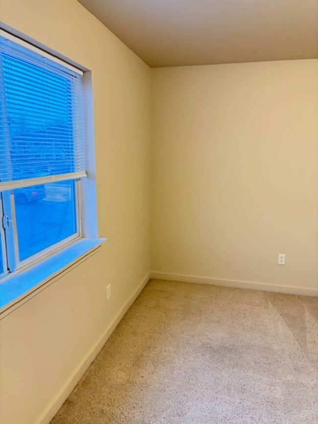 Photo - 3 Bedrooms 2 1/2 Bathroom Bozeman Townhouse - Great Location