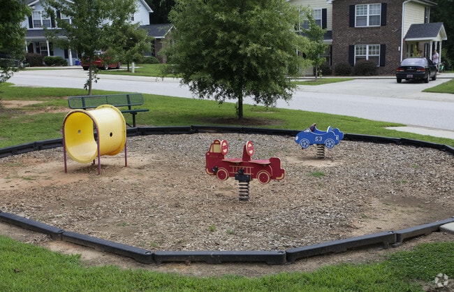 Photo - Wellington Square