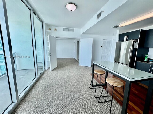 Photo - 300 S Biscayne Blvd Unit 2703