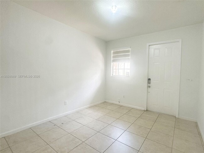 Photo - 662 NE 21st Terrace