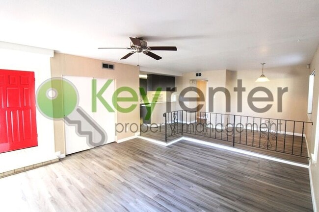 Photo - 5634 Clark Ave