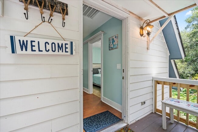 Building Photo - 386 Sams Point Rd Unit B