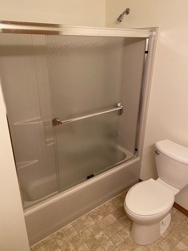 Photo - 2911 N Ohlman St Unit 2