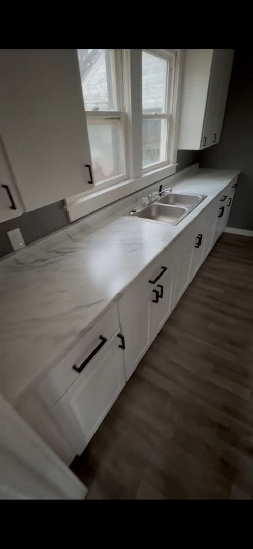 Building Photo - Coming Soon — Renovated 1 Bedroom Home in Nevada, MO!