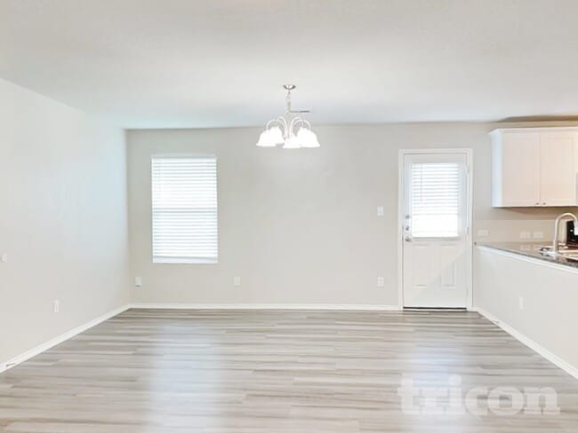 Photo - 6542 Augustus Magee