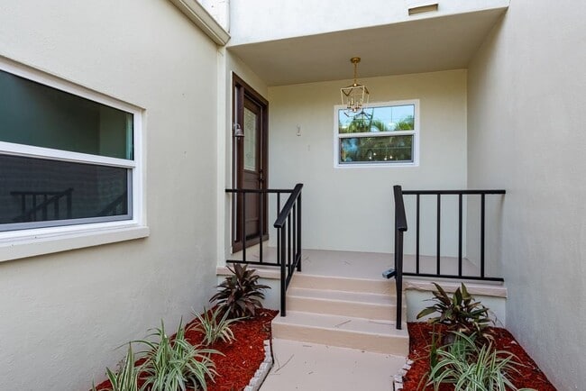 Photo - 2700 Bayshore Blvd