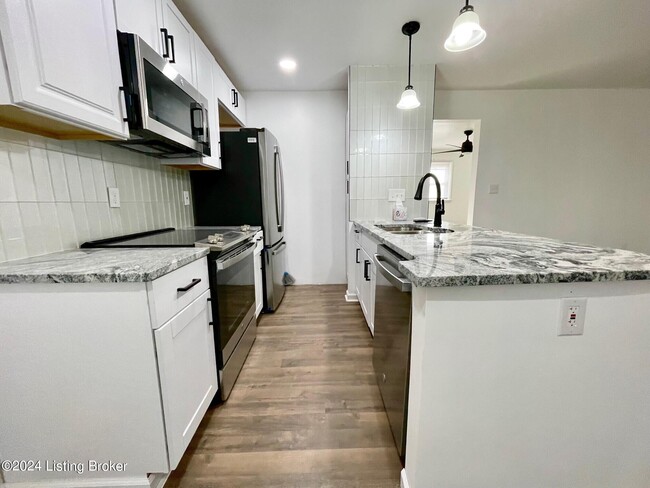 Photo - 4501 S 6th St Unidad Apt 12