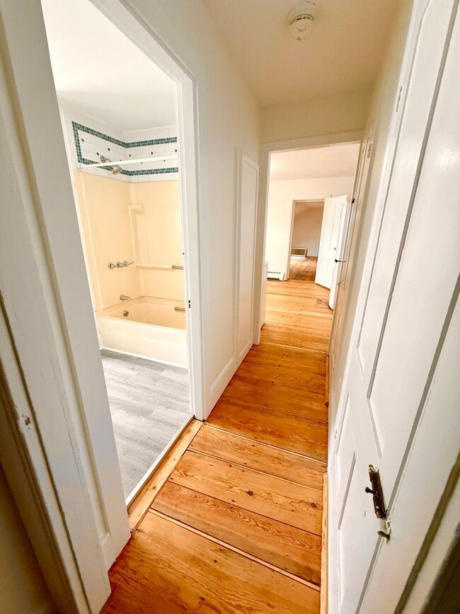 Photo - 14-16 Lincoln St Unit Apt. 16A-2