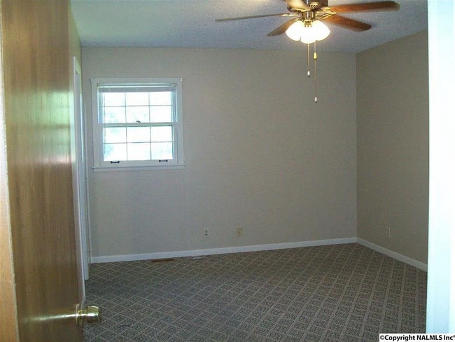 Photo - 11318 Crestfield Dr SE