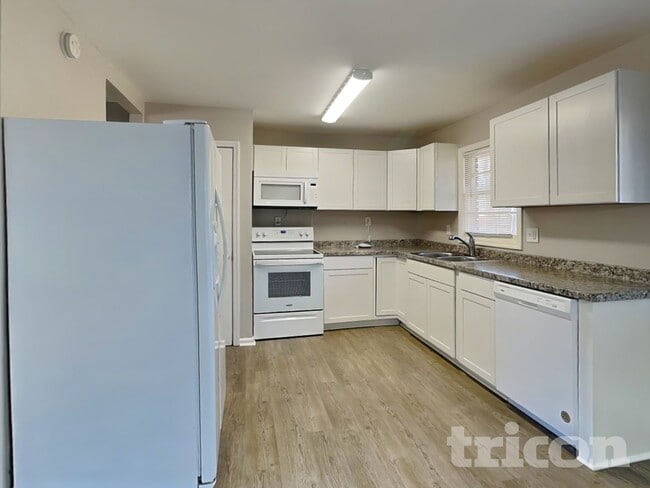 Photo - 4930 Sugar Creek Dr