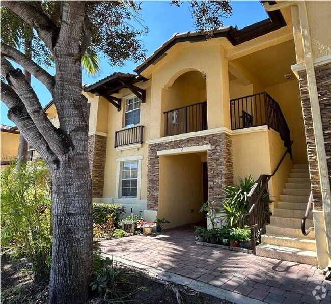 Building Photo - 9257 SW 227th St Unit 26 Rental
