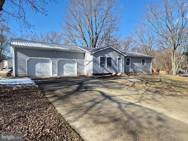 Photo - 149 Winfred Dr